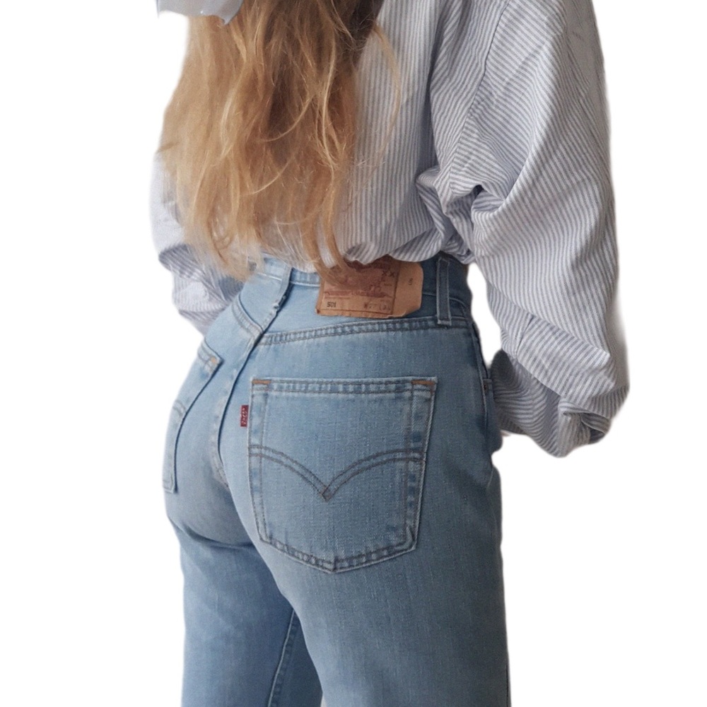 high waisted Levi’s jeans - Picture 13 of 16